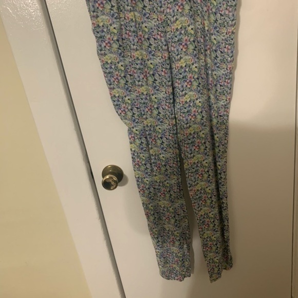 MNG Casual Floral  Jumpsuit Size Small - Picture 4 of 9